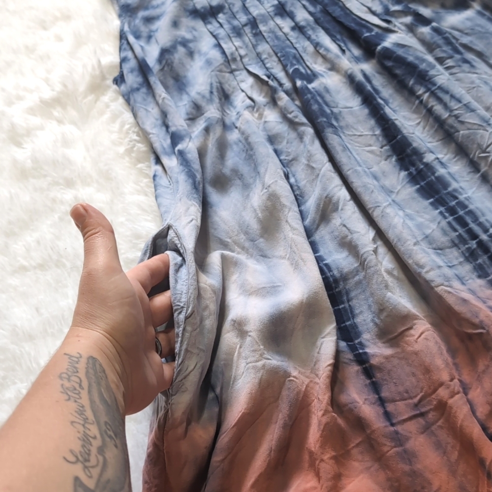 Sonoma Blue Tie Dye Ombre Flowy Dress with Pockets - Picture 5 of 12